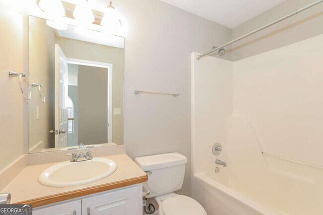 Building Photo - 971 Simon Park Cir