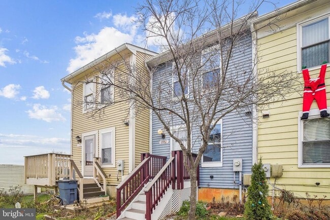 Building Photo - 13725 Avonshire Dr