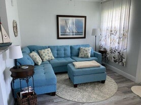 Building Photo - 97 Spring Lake Dr