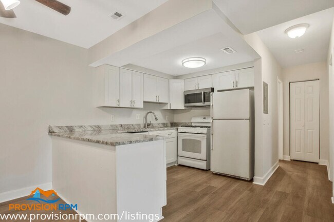 Building Photo - 2574 Riva Rd