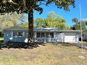 Building Photo - 305 Trudgeon Dr