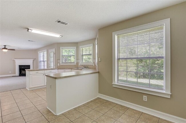 Building Photo - 312 Eagle Way