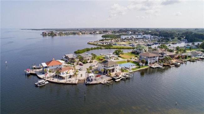 Building Photo - 6423 Harbor Dr