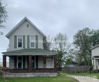 Building Photo - 740 Bates St SE