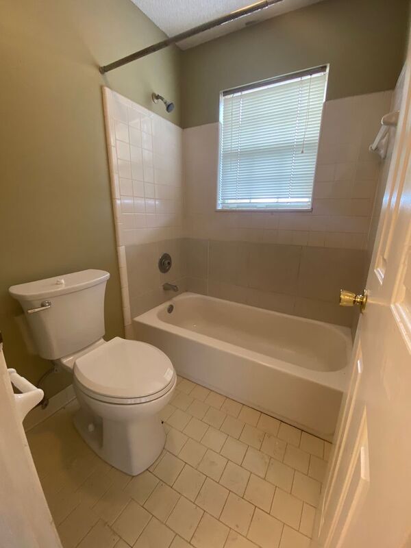 Building Photo - 3736 Deer Crossing