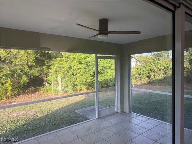 Building Photo - 431 Broadmoor St