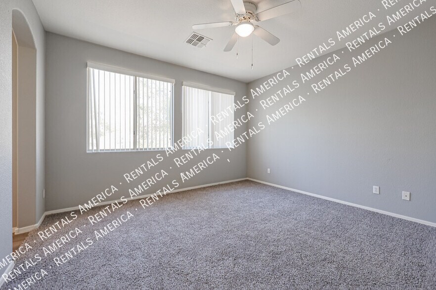 Building Photo - 3672 E Sundance Ave