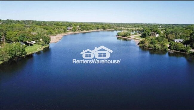 Building Photo - 1322 Meadowlark Dr