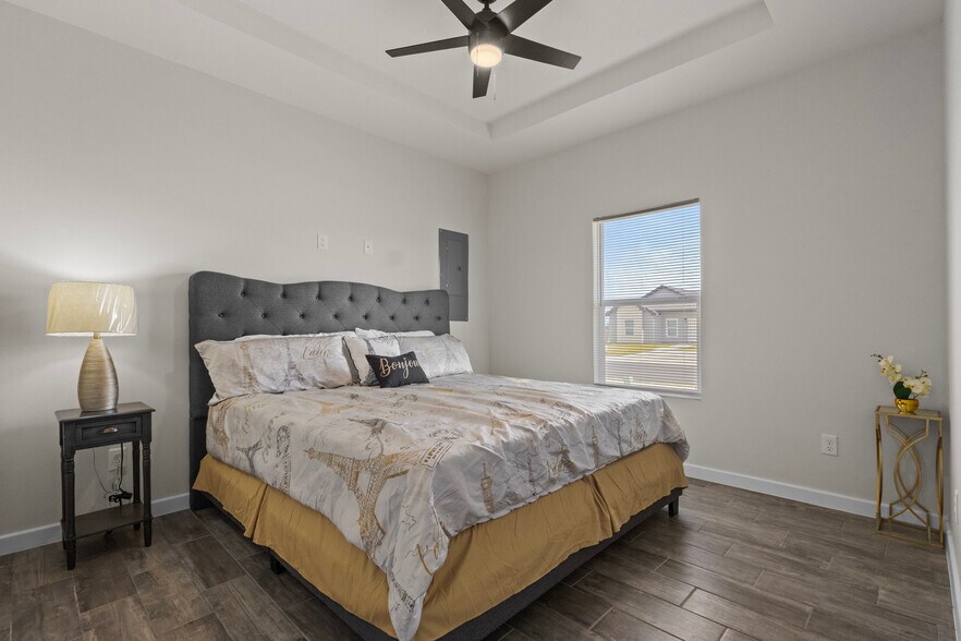 Building Photo - 1809 Unity Dr
