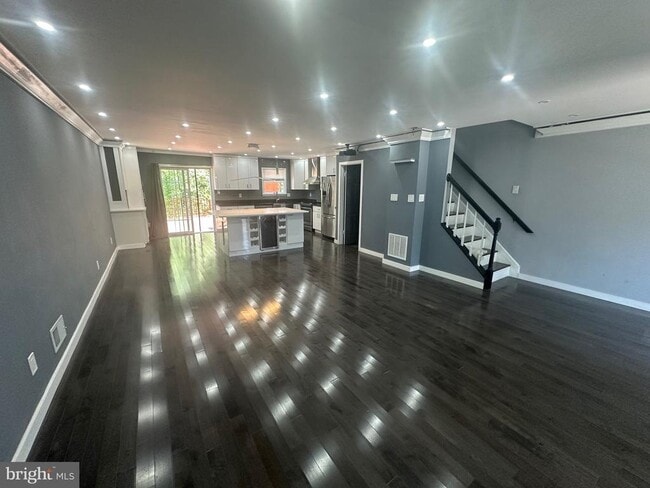 Building Photo - 1259 Kirby Cir