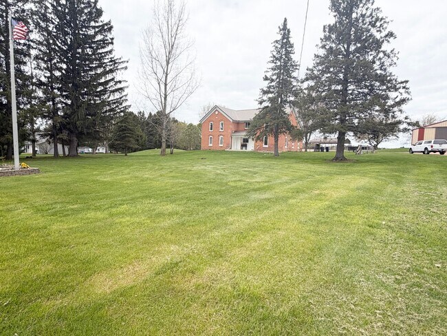 Building Photo - 5-Bedroom 2-Bath Updated Farmhouse on 10-acres with a Pond