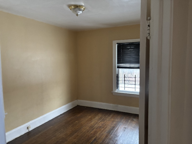 Building Photo - 476 E 148th St