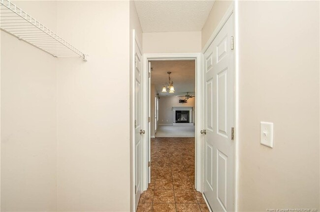 Building Photo - 355 Lockwood Dr