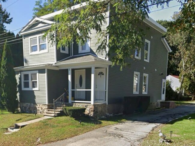 Primary Photo - 5 Pinehurst Ave