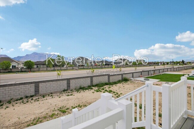 Building Photo - 2568 N 3670 W