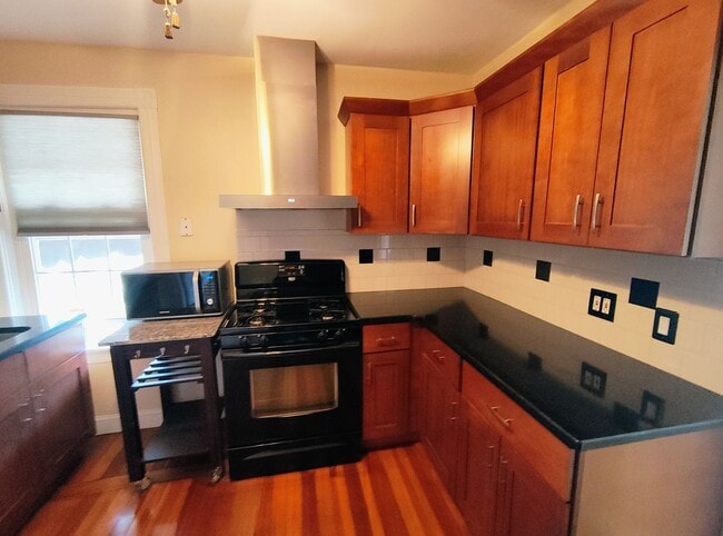 Building Photo - ***Providence/Elmhurst – One Bed+ with all...