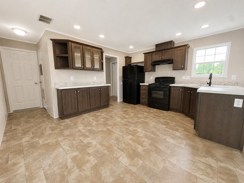 Building Photo - 71580 Penny Ct
