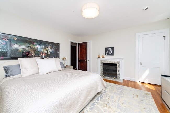 Building Photo - 108 Lake Ave