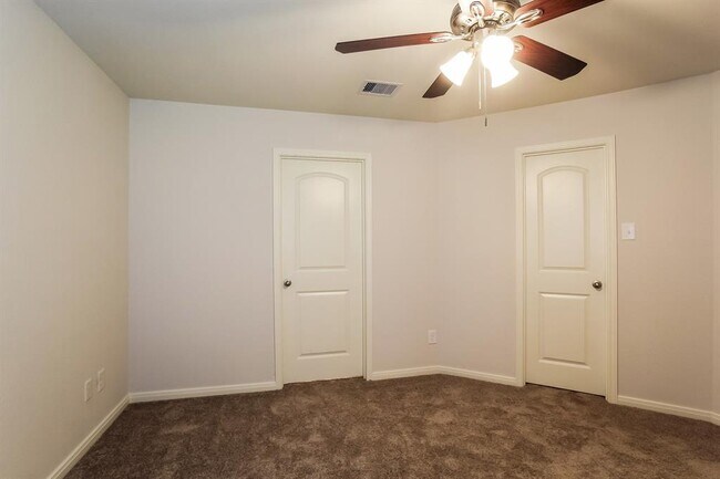 Building Photo - 10494 Red Cardinal Dr