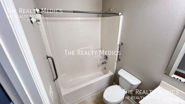 Building Photo - 130 Wheatfield Cir