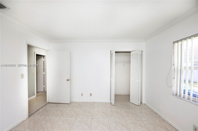 Building Photo - 2375 NW 123rd Ave