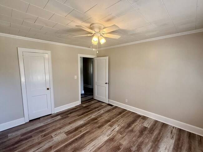 Building Photo - 309-311 W. PINE ST