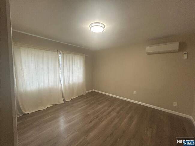 Building Photo - 380 Milford Ave.