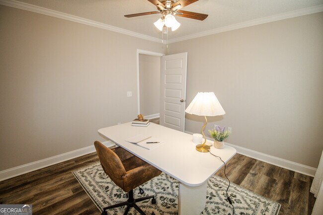 Building Photo - 112 Woodsedge Dr