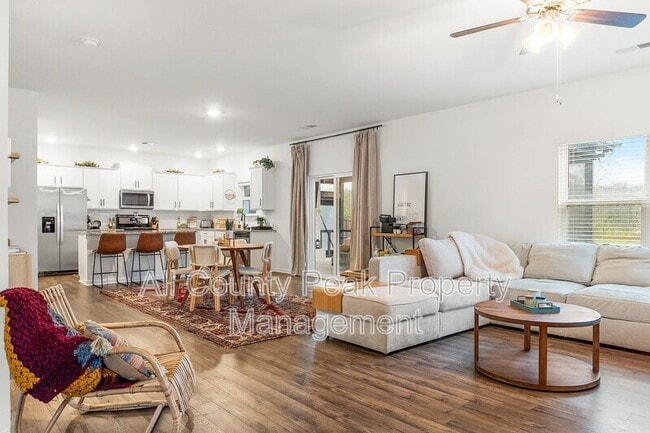 Building Photo - 6127 Prickly Lp