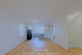 Building Photo - Location, Location, Location! 3 Bed/2.5 bath Townhome w/Deck in near Progress Ridge