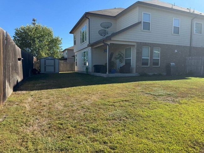 Building Photo - 517 Whittmen Ave