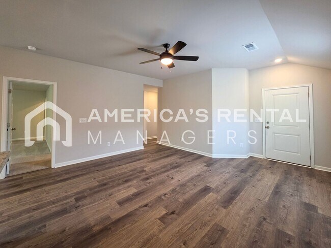 Building Photo - New Construction Home for Rent in Lincoln!