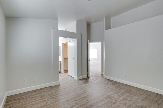 Building Photo - Single-Story Silverado Ranch Home with Spacious Open Layout