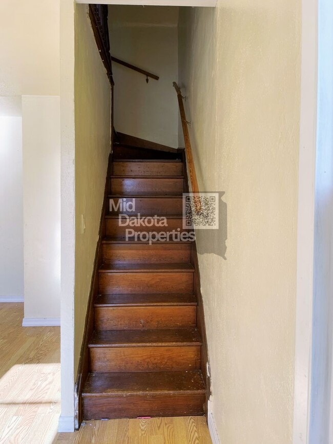 Building Photo - 403 S 1st- 3 bedroom house in Parkston