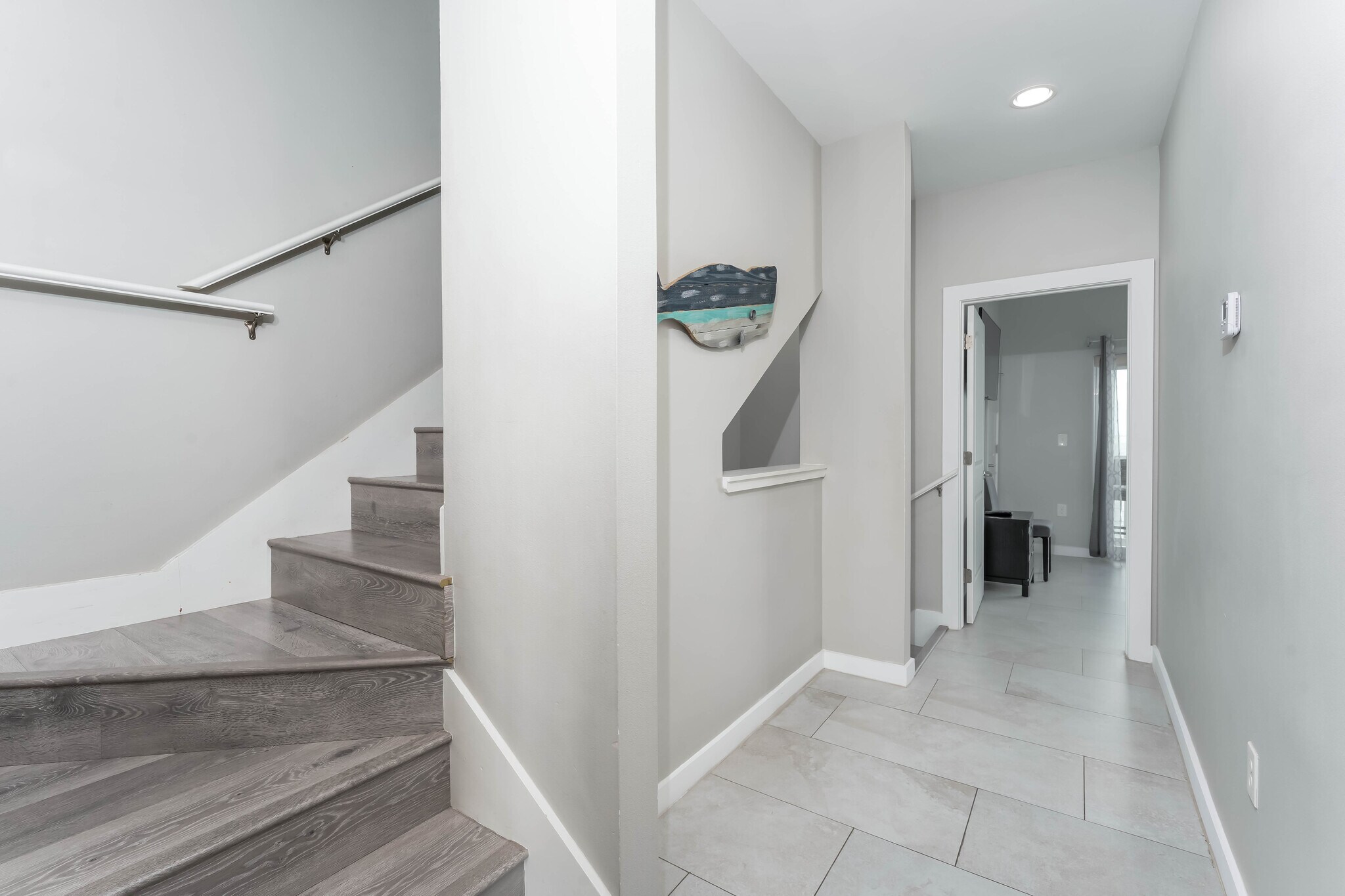 Building Photo - 404 N Tarnava St