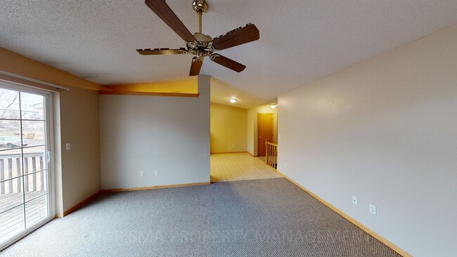 Building Photo - 415 S Bahnson Ave