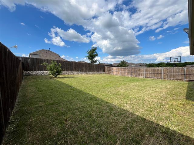 Building Photo - 6004 Horsetail Dr