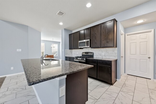 Building Photo - 14618 Twilight Knl Trl