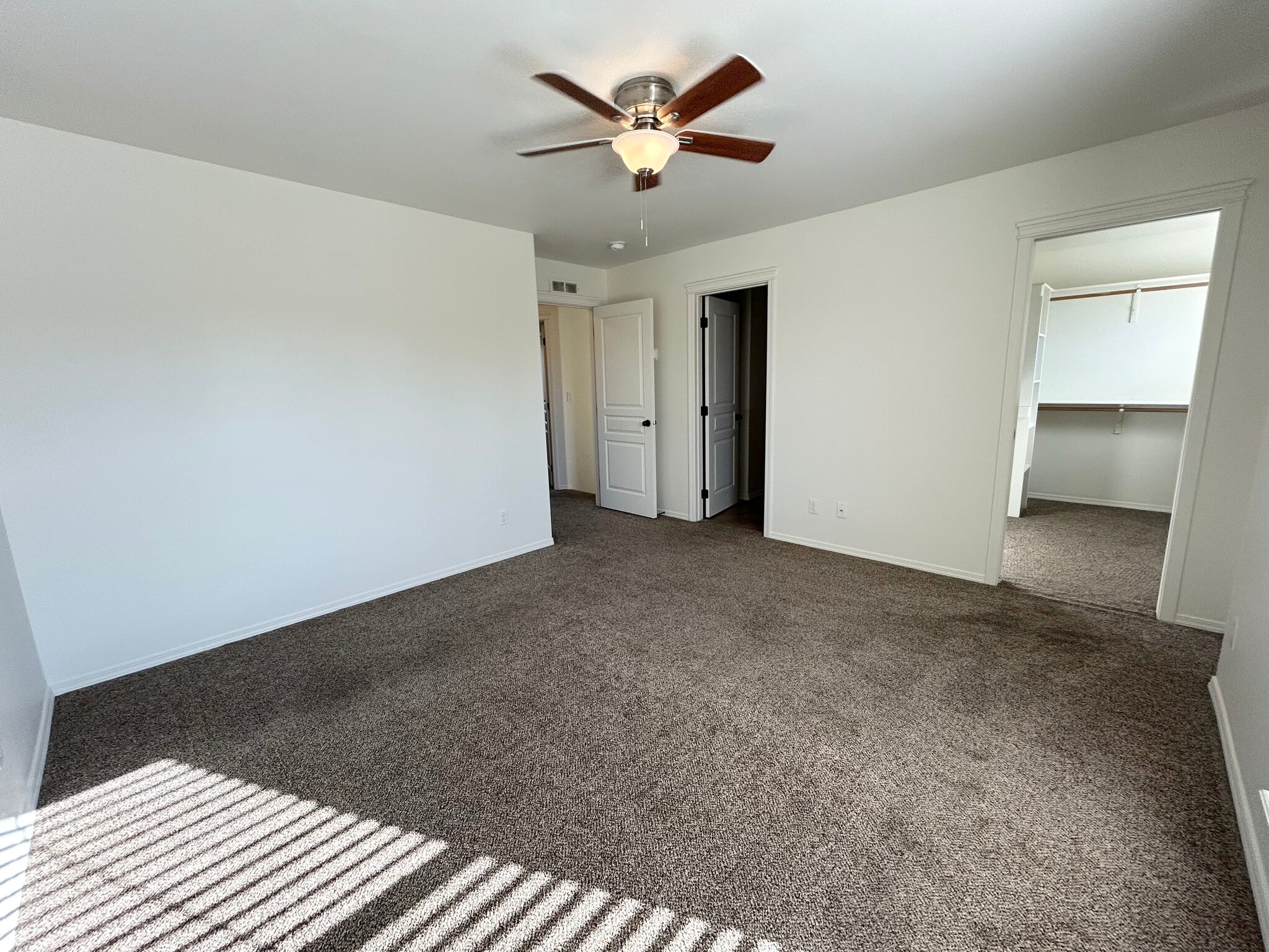 Building Photo - 8896 W Shoup Dr