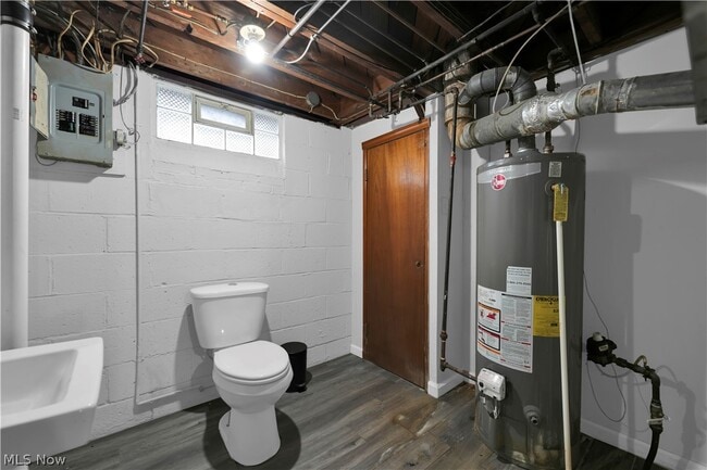 Building Photo - 4561 W 148th St