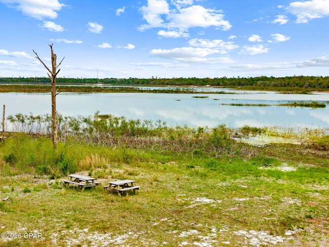 Building Photo - 114 Lake Merial Trail