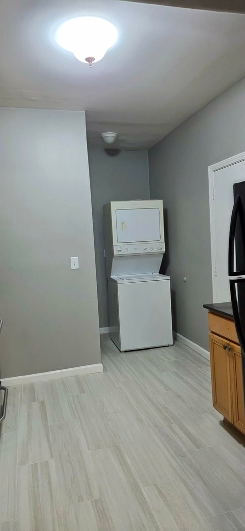 Building Photo - 5142 S King Dr