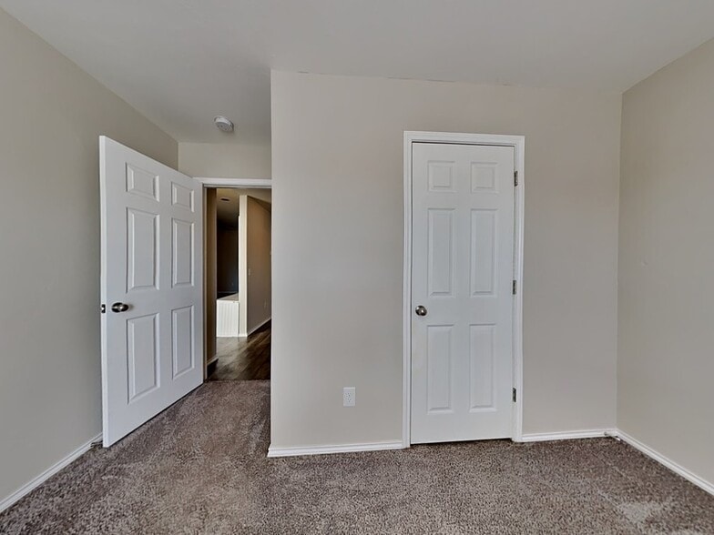 Building Photo - 11513 Ruger Rd