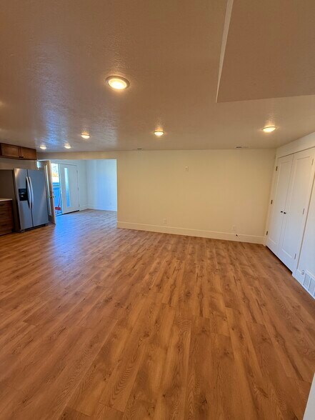 Building Photo - 14 N 300 E