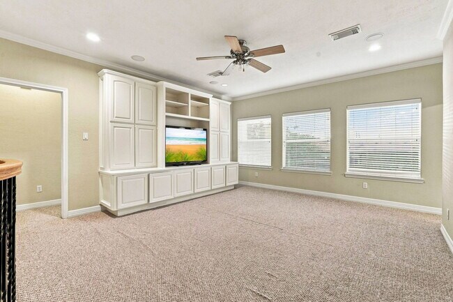 Building Photo - 1726 Parklake Village Dr