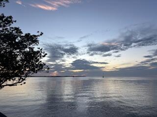 Building Photo - 103 Starfish Ln