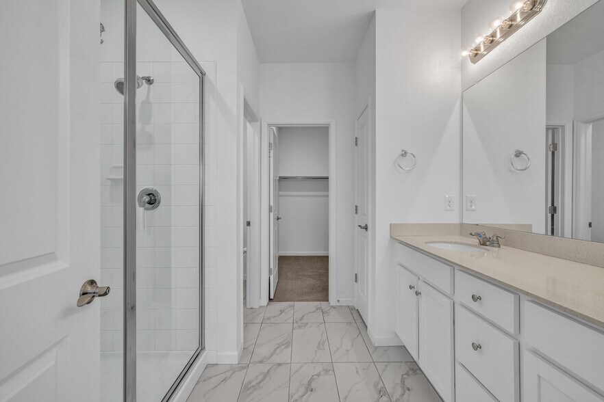 Building Photo - 18152 Caffey Dr