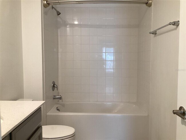 Building Photo - 260 Pershing St