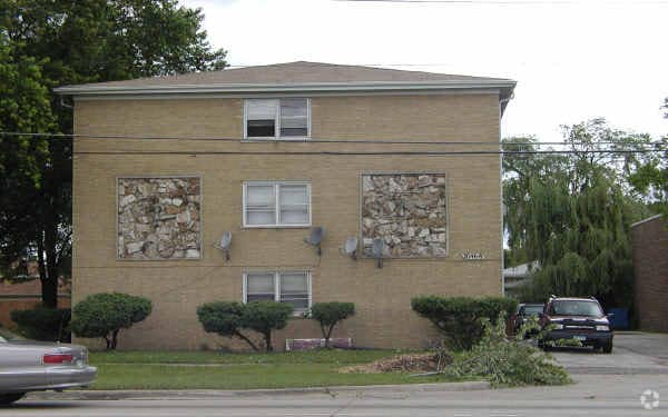 Building Photo - 7646-7648 S Harlem Ave