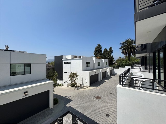Building Photo - 764 N Arthur Rd